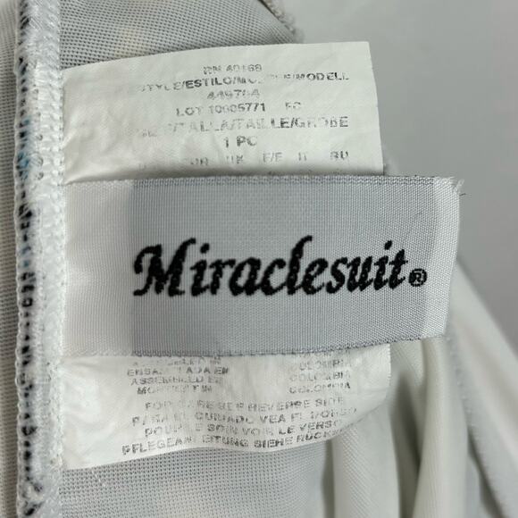 Miraclesuit Black/ Blue Dot V-Neck Double Strap One Piece Swimsuit Size 16 - Picture 3 of 4